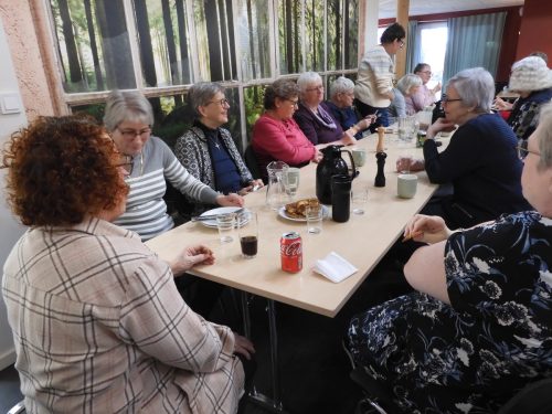 Kaffe/ kage der manglede ikke noget