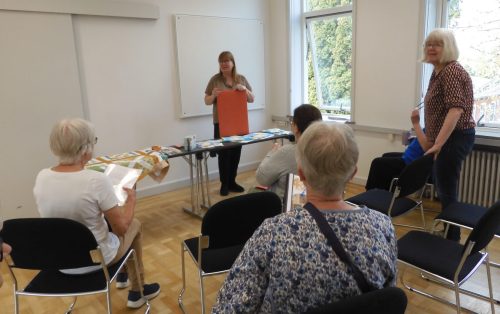 Heidi underviste med forskellige sy teknikker  og ideer på sin workshop, 